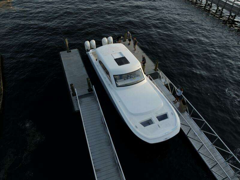 43ft Front Runner Yacht For Sale