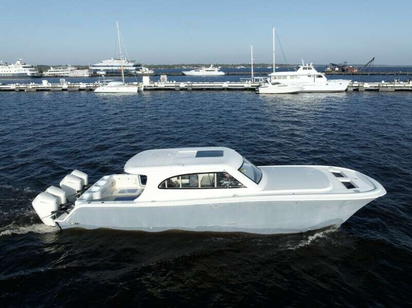 43ft Front Runner Yacht For Sale