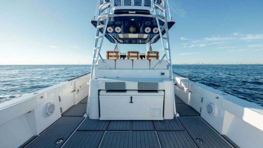 47ft Front Runner Yacht For Sale