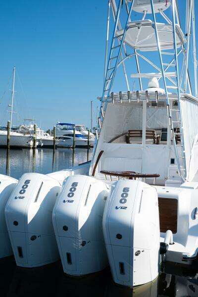 47ft Front Runner Yacht For Sale