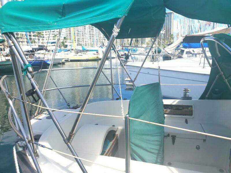 TAPESTRY 34ft Pacific Seacraft Yacht For Sale