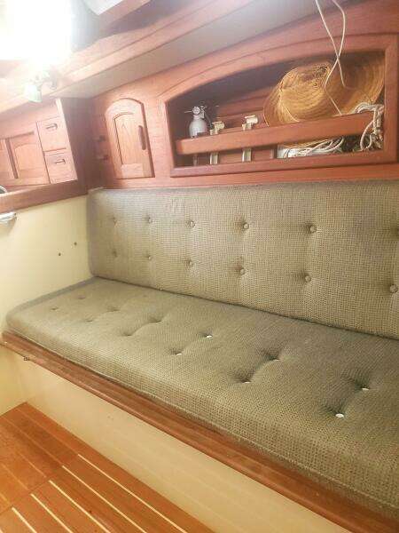 TAPESTRY 34ft Pacific Seacraft Yacht For Sale