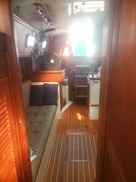 34' 1990 Pacific Seacraft Crealock