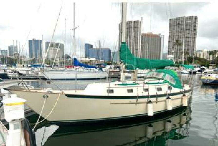 TAPESTRY 34ft Pacific Seacraft Yacht For Sale