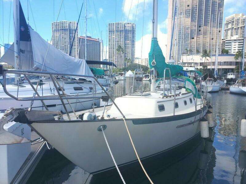 TAPESTRY 34ft Pacific Seacraft Yacht For Sale