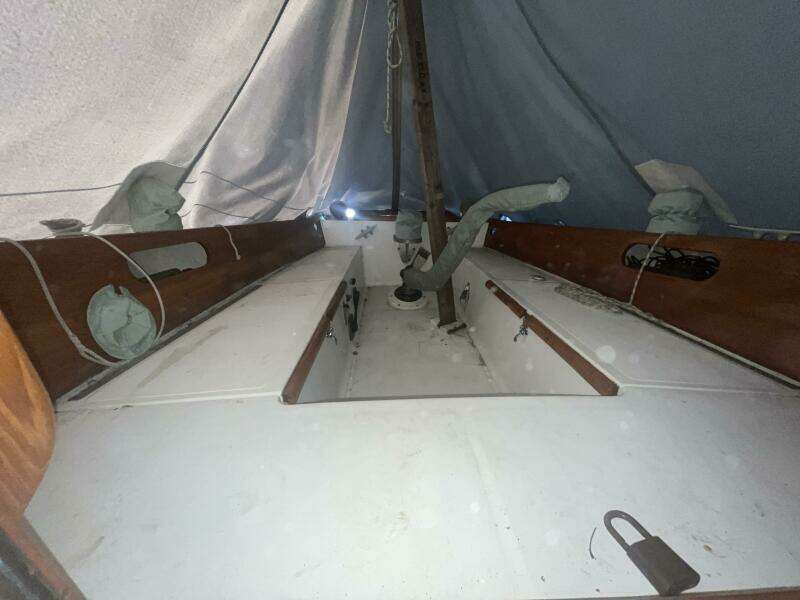 34ft Hinckley Yacht For Sale