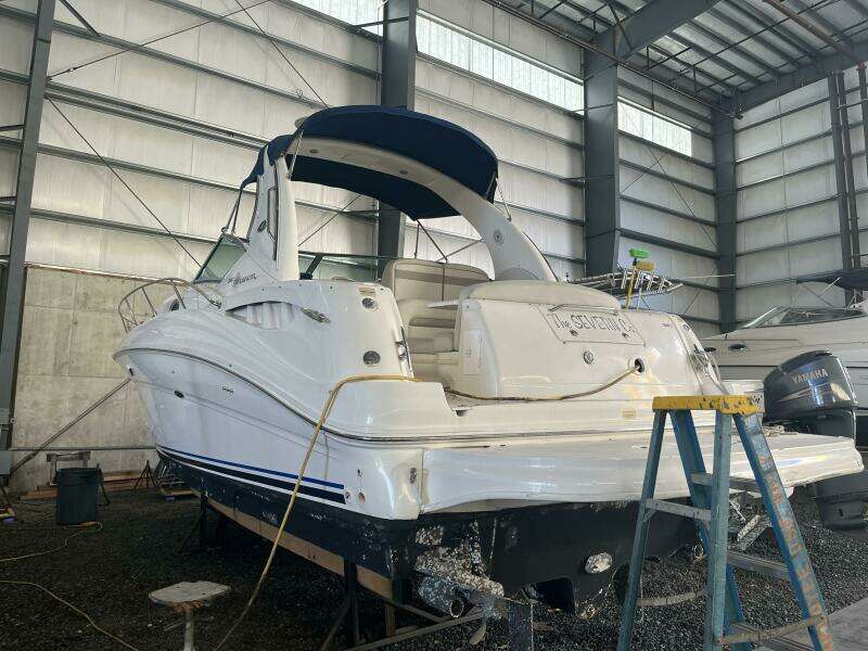 32ft Sea Ray Yacht For Sale