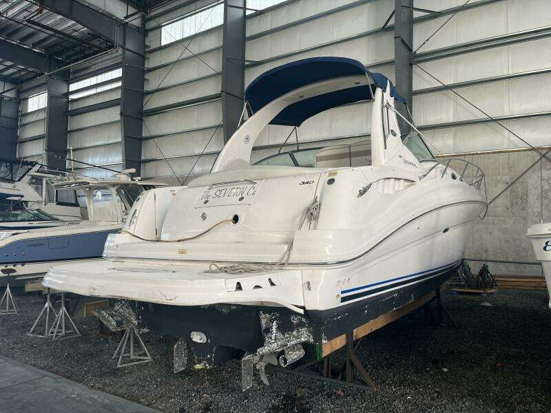 32ft Sea Ray Yacht For Sale