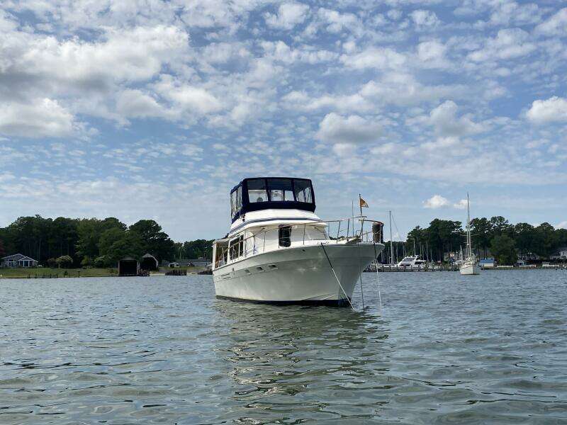 40' Kha Shing starboard forward profile2 40' Kha Shing starboard forward profile2