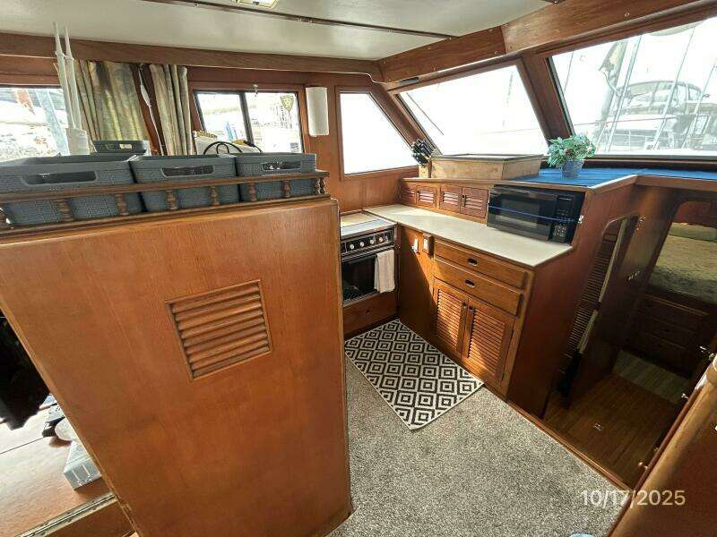 40' Kha Shing galley3 40' Kha Shing galley3