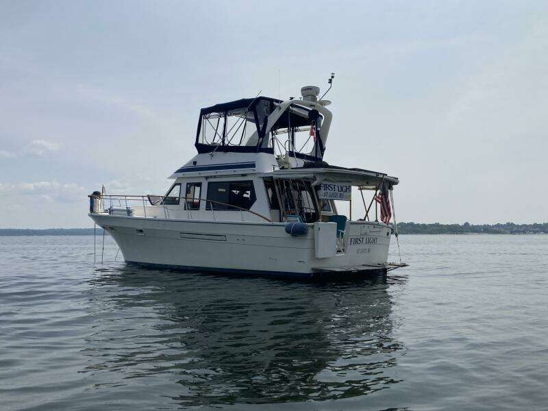 40' Kha Shing port aft profile1 40' Kha Shing port aft profile1