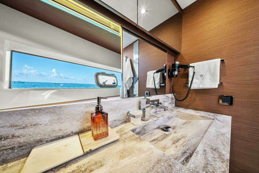 2023 Prestige X70 'Charlotte' 2023 Prestige X70 'Charlotte'