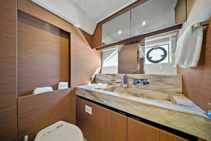 2023 Prestige X70 'Charlotte' 2023 Prestige X70 'Charlotte'