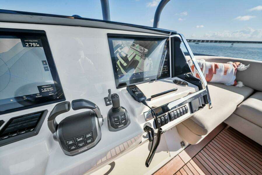 2023 Prestige X70 'Charlotte' 2023 Prestige X70 'Charlotte'