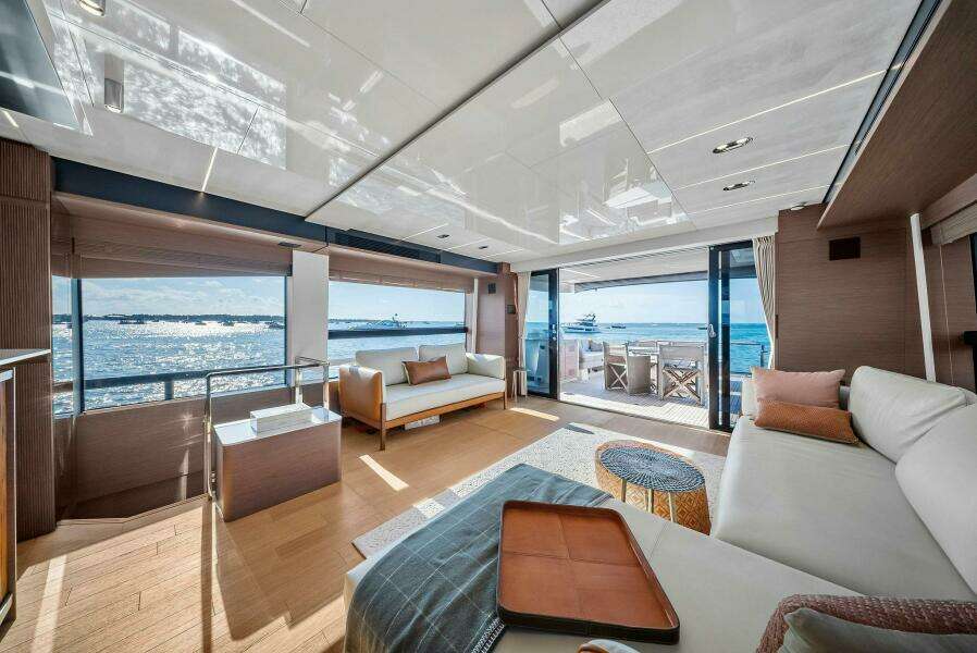 2023 Prestige X70 'Charlotte' 2023 Prestige X70 'Charlotte'