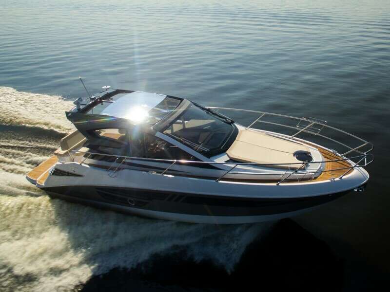Custom Order Your 33 HT 33ft Cobrey Yacht For Sale