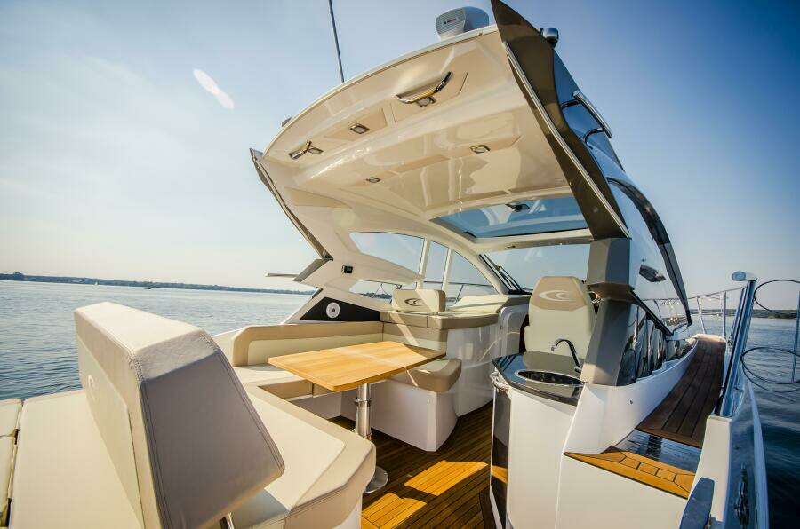 Custom Order Your 33 HT 33ft Cobrey Yacht For Sale