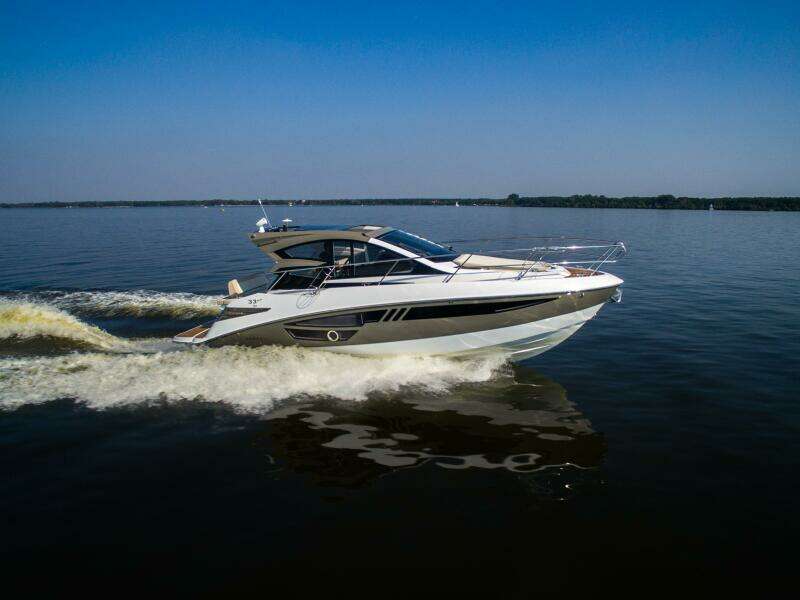 Custom Order Your 33 HT 33ft Cobrey Yacht For Sale