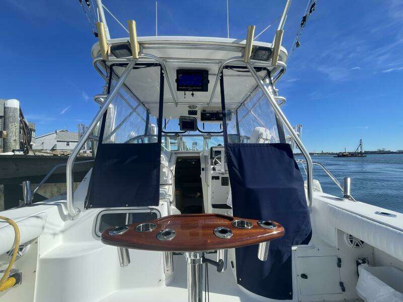 Mad Fish 28ft Boston Whaler Yacht For Sale