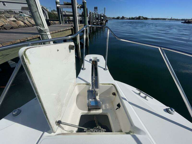 Mad Fish 28ft Boston Whaler Yacht For Sale