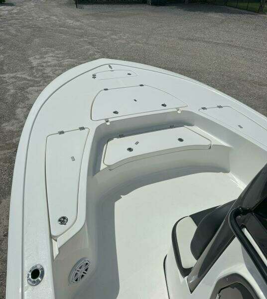 24ft Tidewater Yacht For Sale