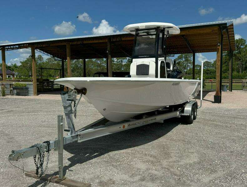 24ft Tidewater Yacht For Sale