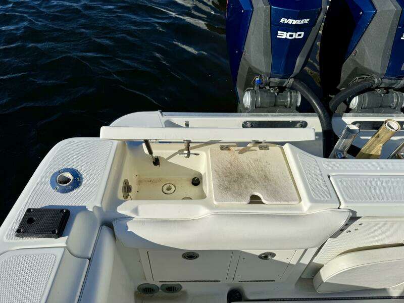 33ft Hydra Sports Yacht For Sale