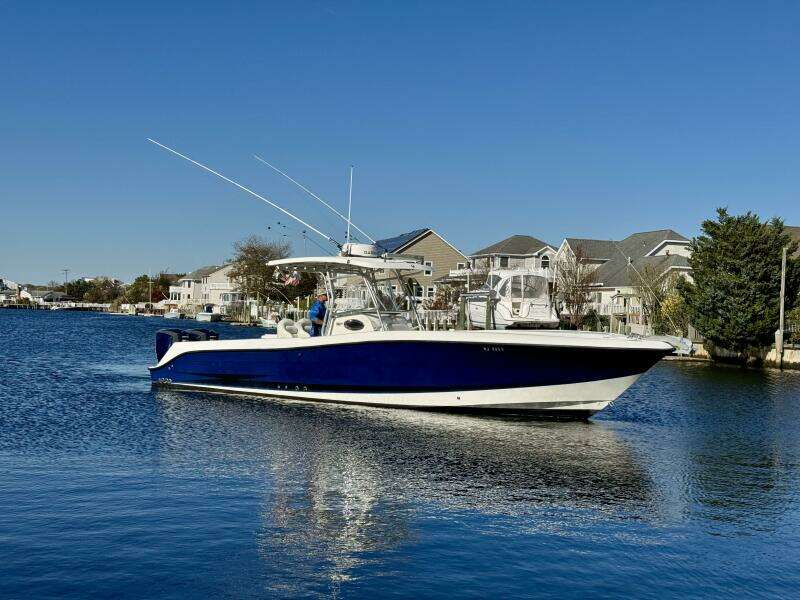 33ft Hydra Sports Yacht For Sale