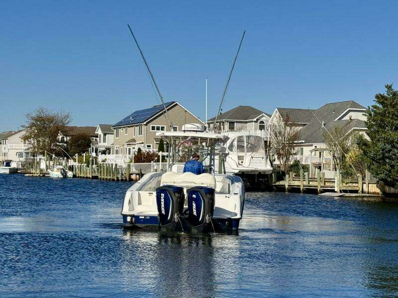 33ft Hydra Sports Yacht For Sale