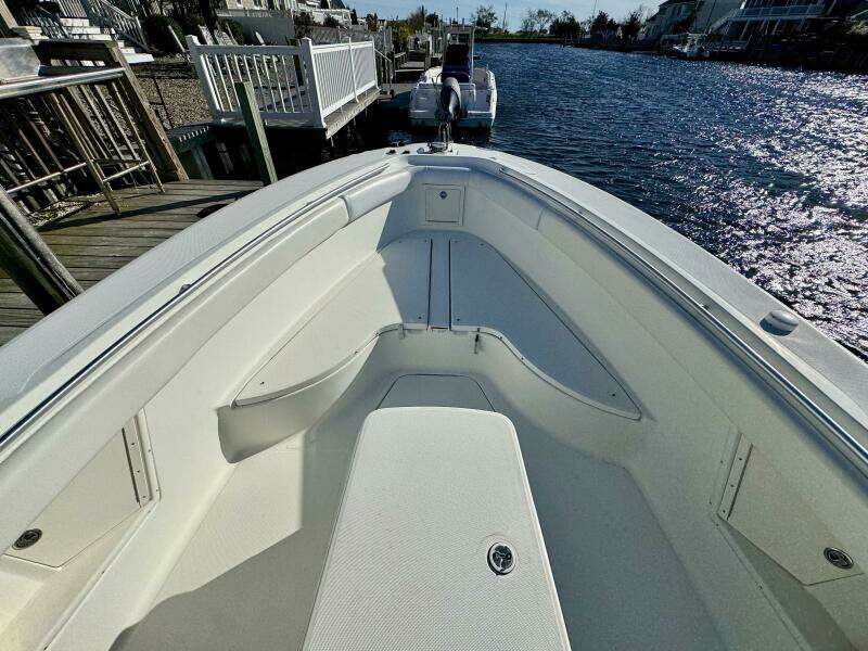 33ft Hydra Sports Yacht For Sale