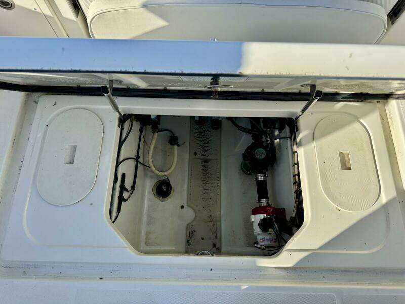 33ft Hydra Sports Yacht For Sale