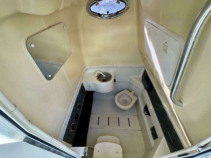 33ft Hydra Sports Yacht For Sale