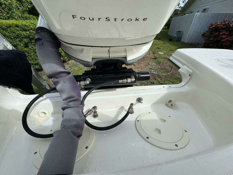 23ft Boston Whaler Yacht For Sale 23ft Boston Whaler Yacht For Sale