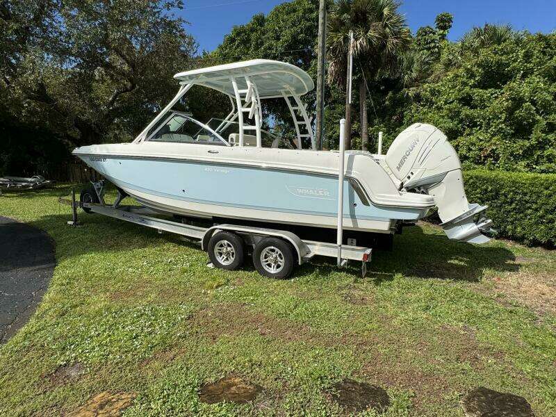 23ft Boston Whaler Yacht For Sale 23ft Boston Whaler Yacht For Sale