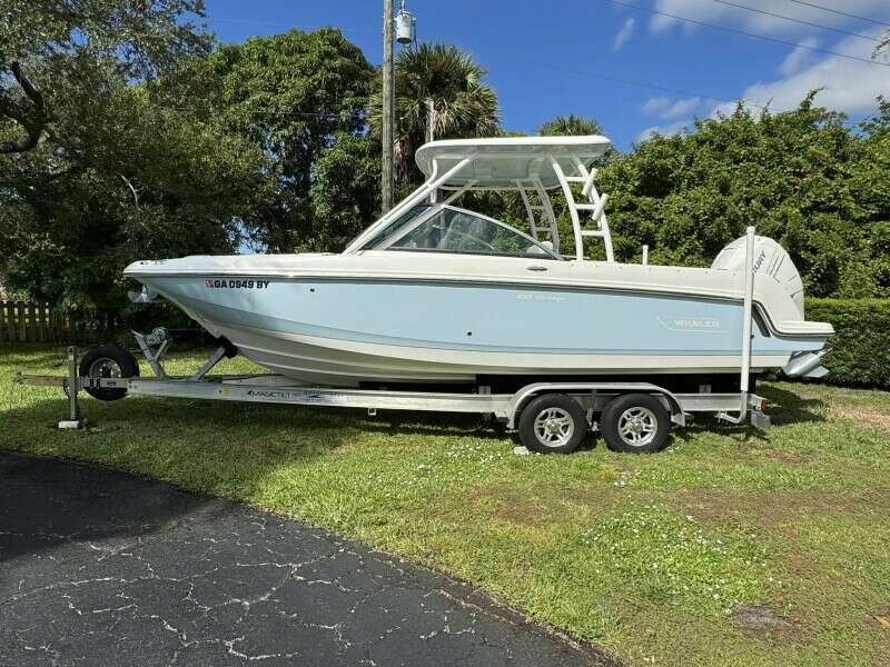 23ft Boston Whaler Yacht For Sale 23ft Boston Whaler Yacht For Sale
