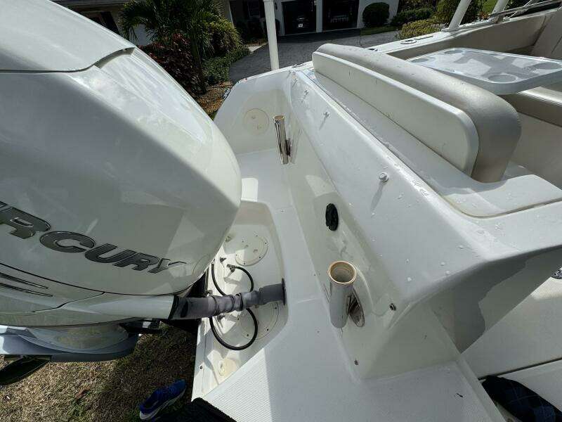 23ft Boston Whaler Yacht For Sale 23ft Boston Whaler Yacht For Sale