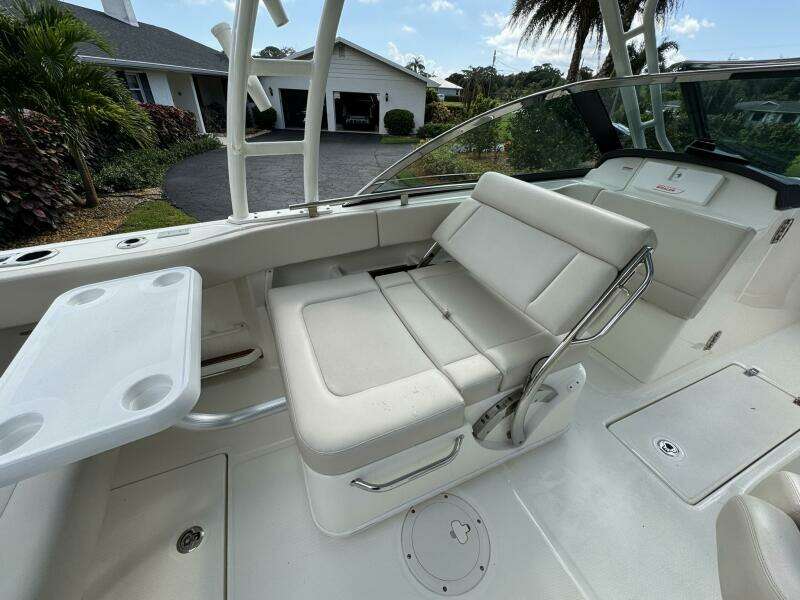 23ft Boston Whaler Yacht For Sale 23ft Boston Whaler Yacht For Sale