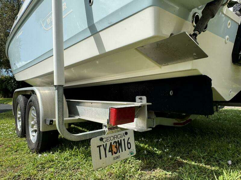 23ft Boston Whaler Yacht For Sale 23ft Boston Whaler Yacht For Sale