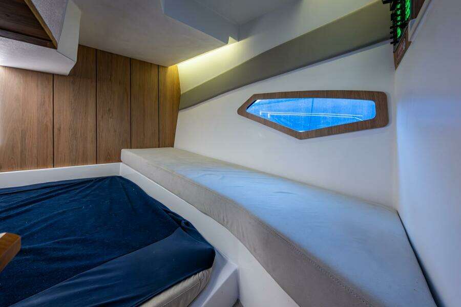 XURU 34ft NX Boats Yacht For Sale