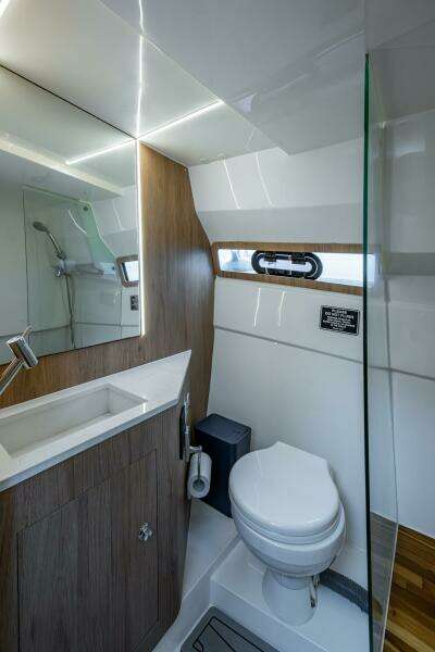 XURU 34ft NX Boats Yacht For Sale