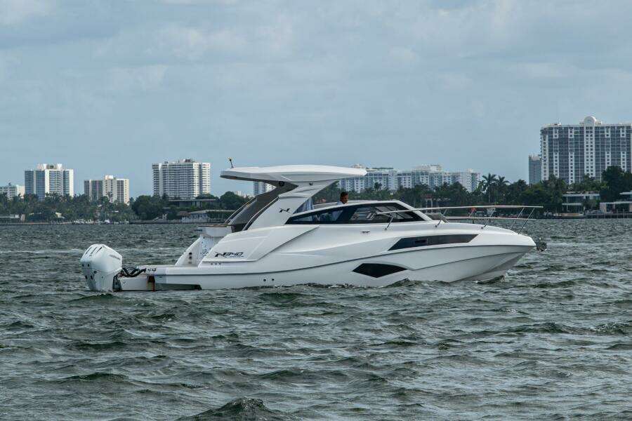 XURU 34ft NX Boats Yacht For Sale