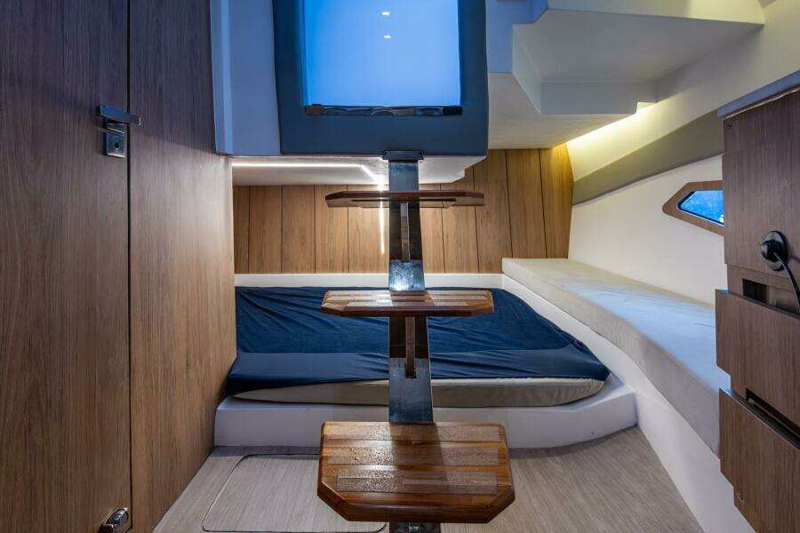 XURU 34ft NX Boats Yacht For Sale