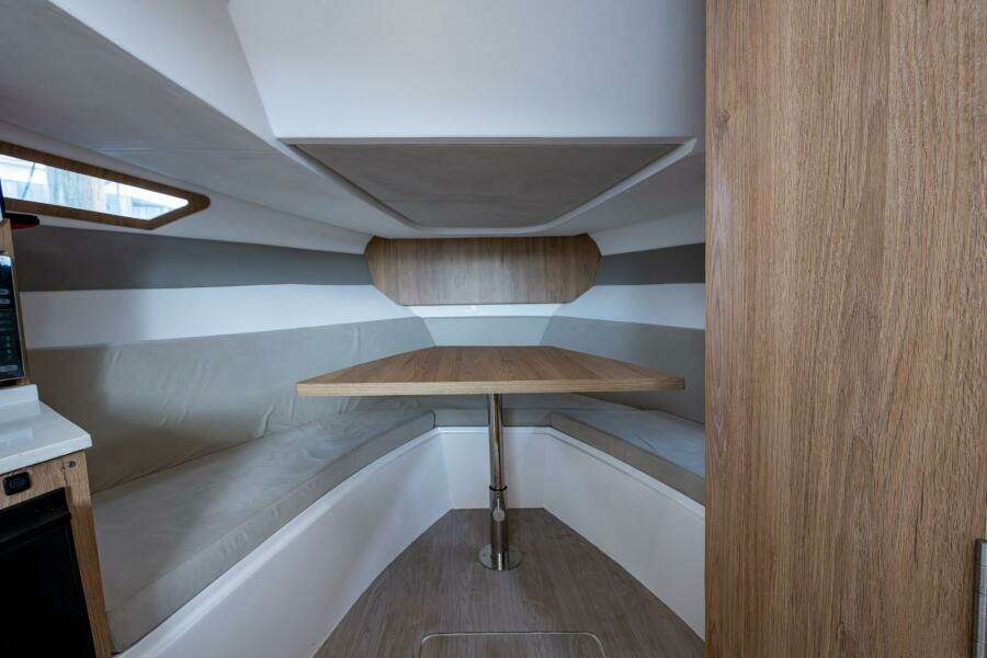 XURU 34ft NX Boats Yacht For Sale