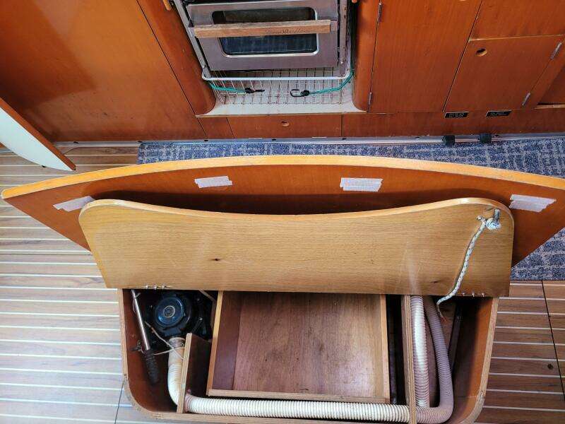 Perigee 43ft Beneteau Yacht For Sale