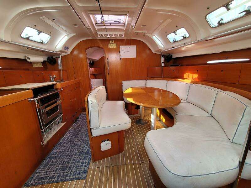 Perigee 43ft Beneteau Yacht For Sale