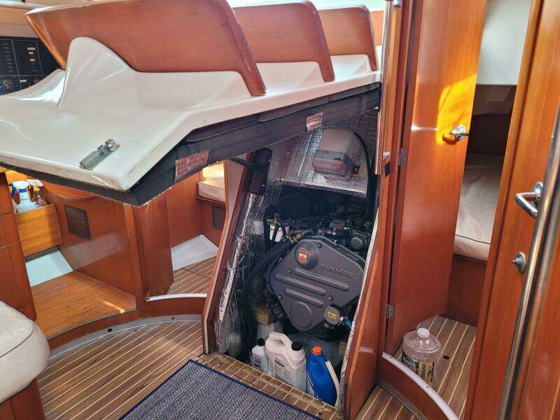 Perigee 43ft Beneteau Yacht For Sale