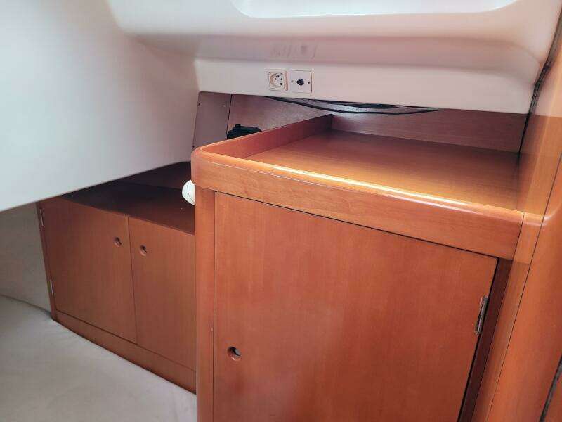 Perigee 43ft Beneteau Yacht For Sale