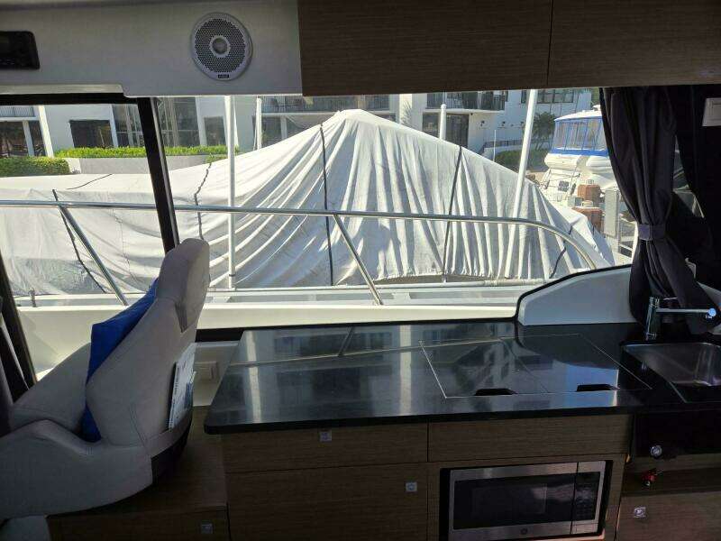 34ft Jeanneau Yacht For Sale