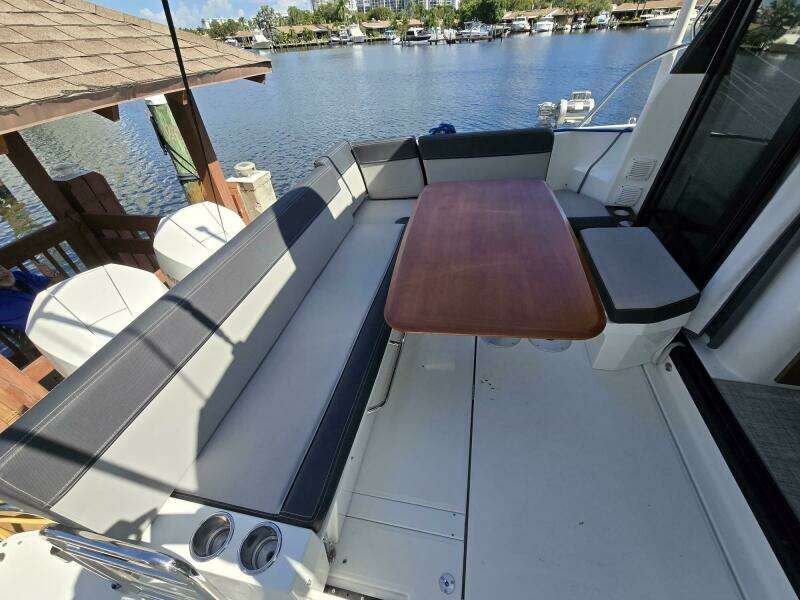 34ft Jeanneau Yacht For Sale