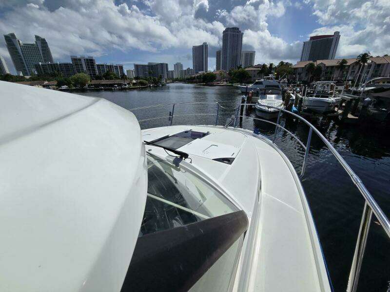 34ft Jeanneau Yacht For Sale